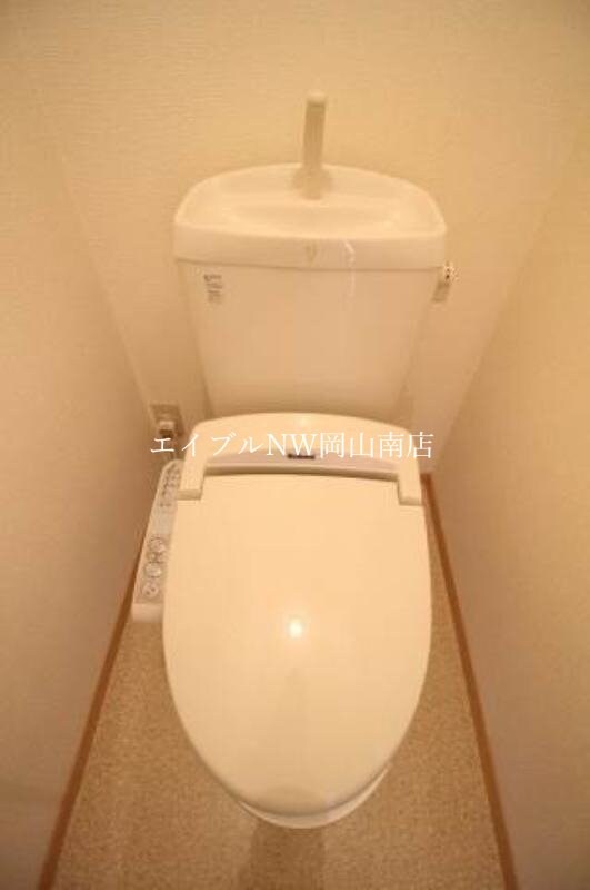 岡山駅 バス35分  三蟠郵便局北下車：停歩4分 1階の物件内観写真