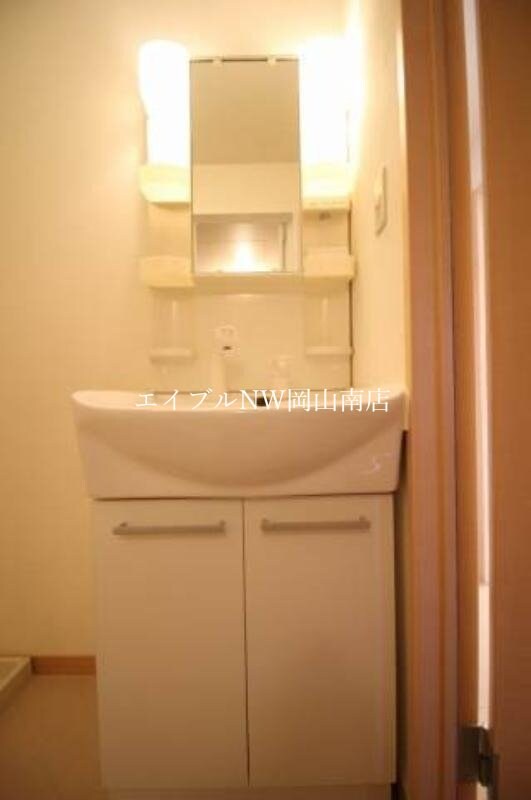 岡山駅 バス35分  三蟠郵便局北下車：停歩4分 1階の物件内観写真