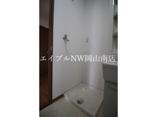 岡山駅 バス30分  若葉町下車：停歩3分 2階の物件内観写真