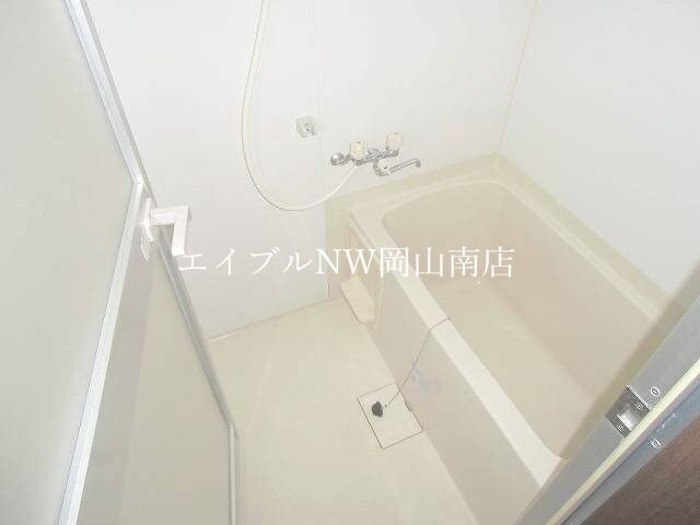 岡山駅 バス40分  松浜町下車：停歩1分 4階の物件内観写真