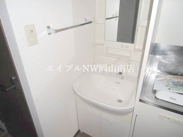 岡山駅 バス40分  松浜町下車：停歩1分 4階の物件内観写真