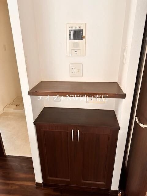 田町駅 徒歩2分 2階の物件内観写真