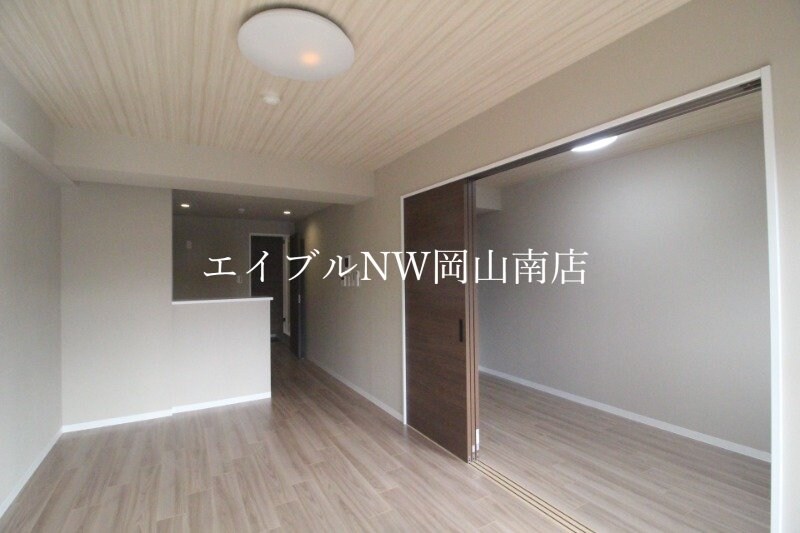 岡山駅 バス40分  岡電バス・新福・岡山交通本社前下車：停歩5分 4階の物件内観写真