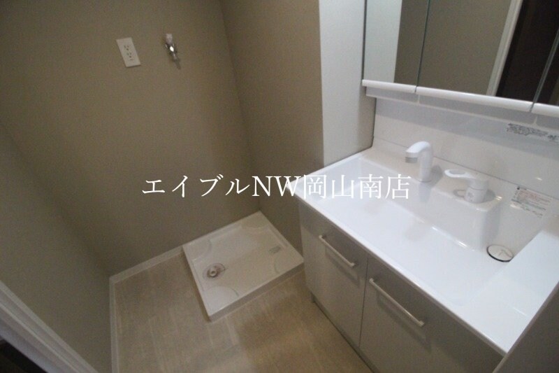 岡山駅 バス40分  岡電バス・新福・岡山交通本社前下車：停歩5分 4階の物件内観写真