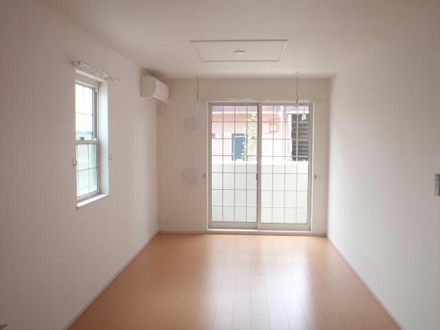 ピオニー　サワグチの物件内観写真