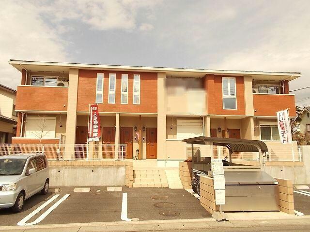 ピオニー　サワグチの物件外観写真