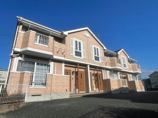 シャン・ド・フルール(嵐山町志賀)の物件外観写真