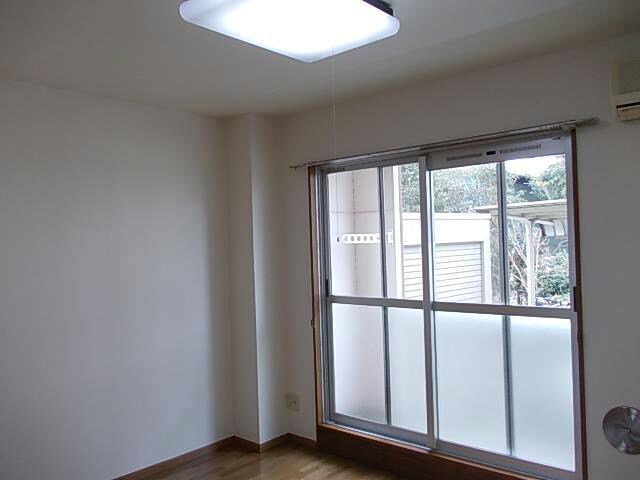 ヴィレッジトミタDの物件内観写真