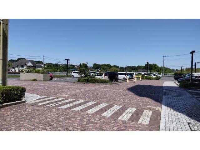 ビレッジハウス東松山タワー　1号棟の物件外観写真