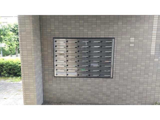 鴻巣東ハイツの物件外観写真