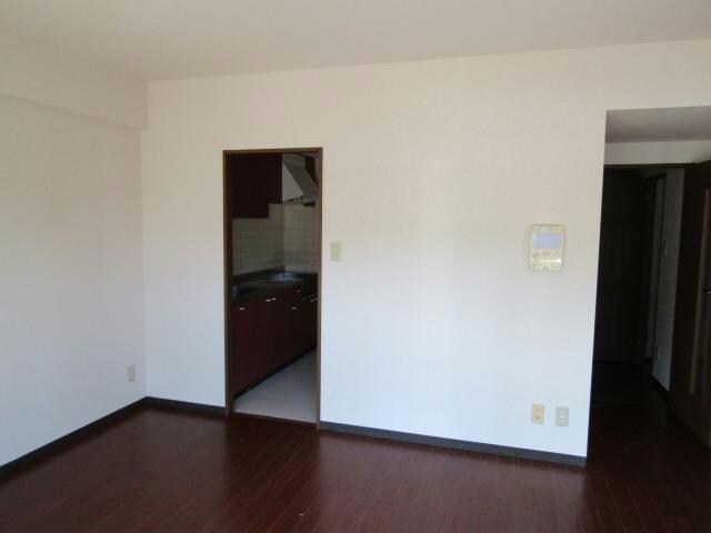 鴻巣東ハイツの物件内観写真