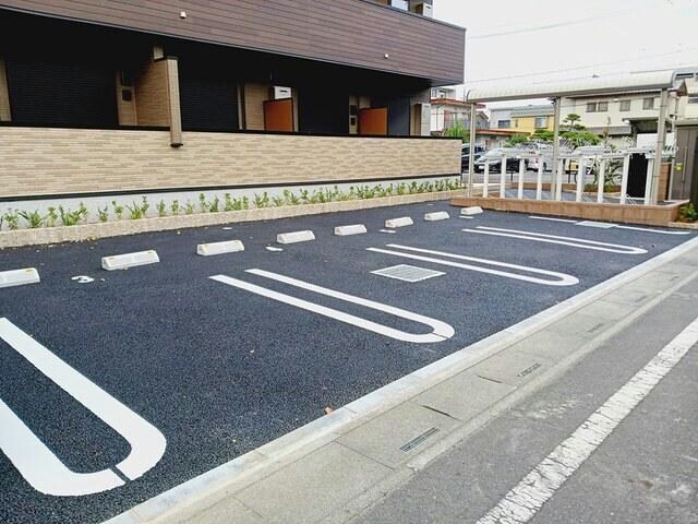 ヒカルサ北坂戸の物件外観写真