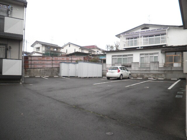 グランディール下馬Bの物件外観写真