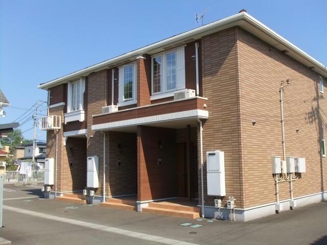 シャトレ菊ヶ岡Aの物件外観写真