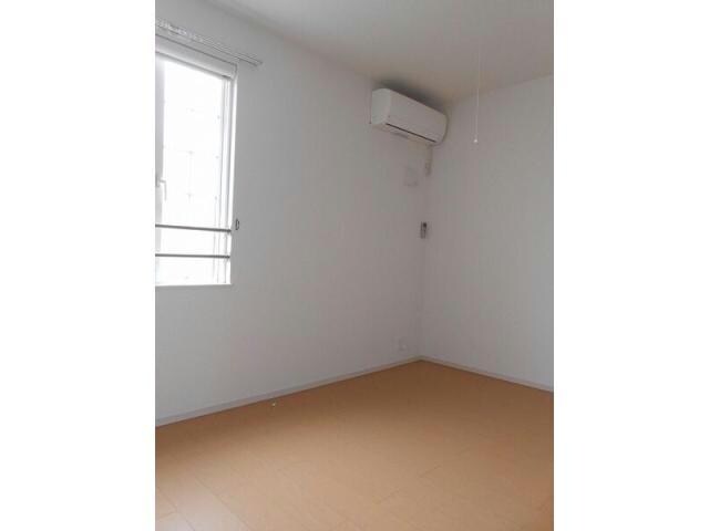 シャトレ菊ヶ岡Aの物件内観写真