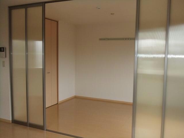 ローランドホワイトDの物件内観写真