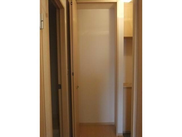 ローランドホワイトDの物件内観写真