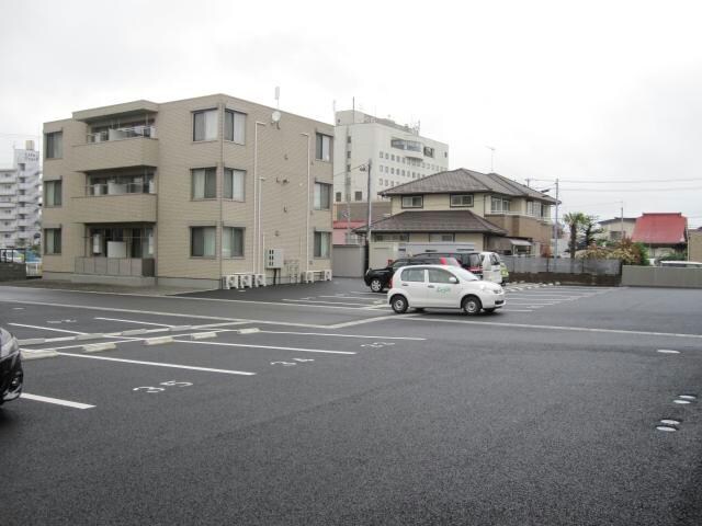 ザ・スカイ・ファイブ参番館の物件外観写真