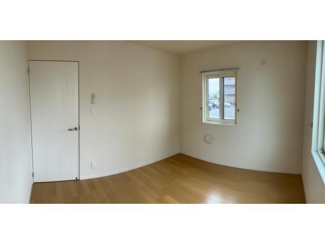 ザ・スカイ・ファイブ参番館の物件内観写真