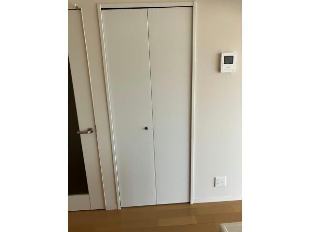 ザ・スカイ・ファイブ参番館の物件内観写真