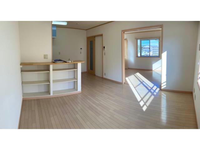 フリューゲルⅡの物件内観写真