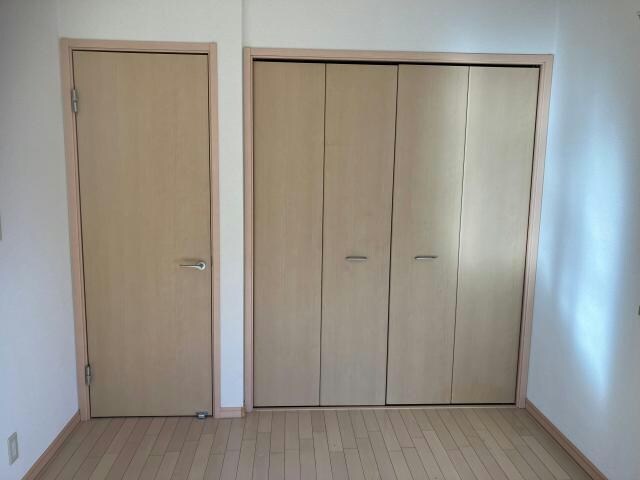 フリューゲルⅡの物件内観写真