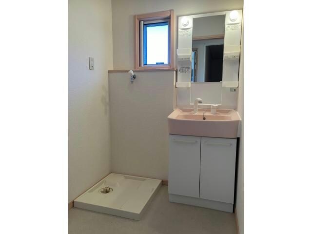 フリューゲルⅡの物件内観写真