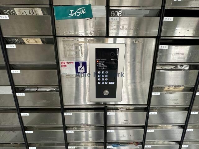 メゾン・サンカレッジの物件外観写真