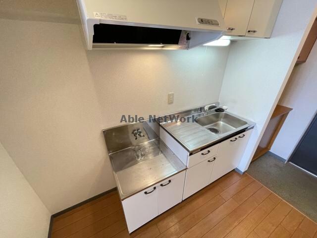 メゾン・サンカレッジの物件内観写真