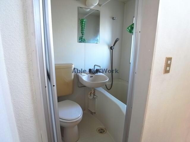 メゾンドルイスの物件内観写真