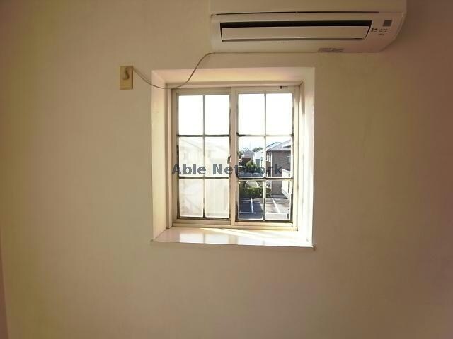 メゾンドルイスの物件内観写真