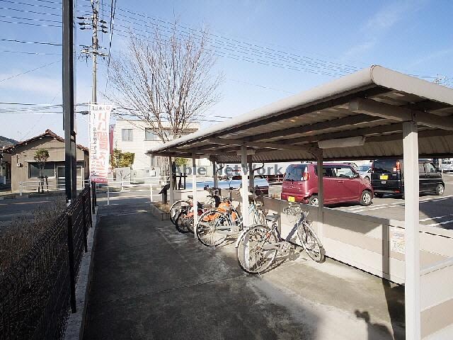 サンパティーク　Ｂの物件外観写真