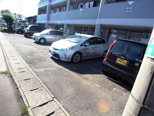 スピカ小柳の物件外観写真