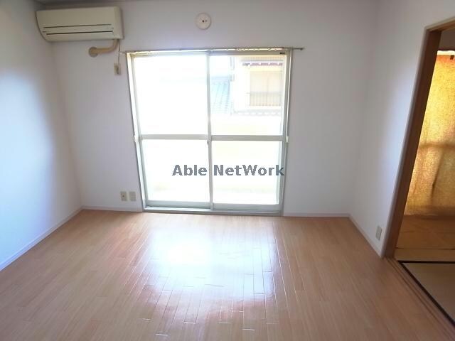 コーラスラインの物件内観写真