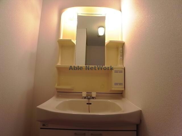 コーラスラインの物件内観写真