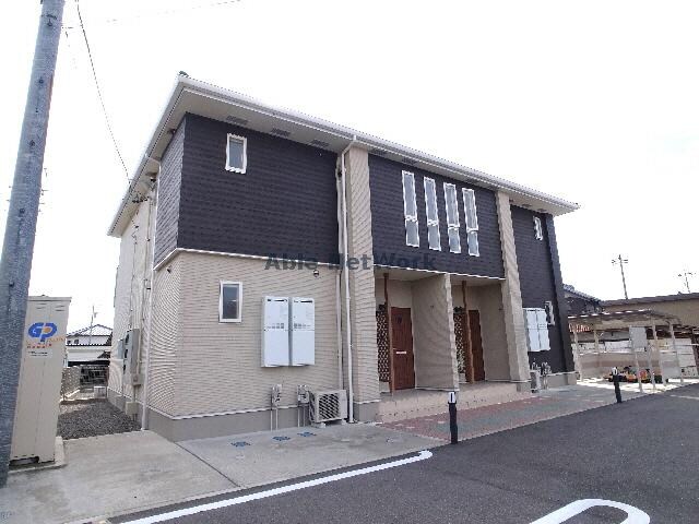 ジョリ・テールの物件外観写真