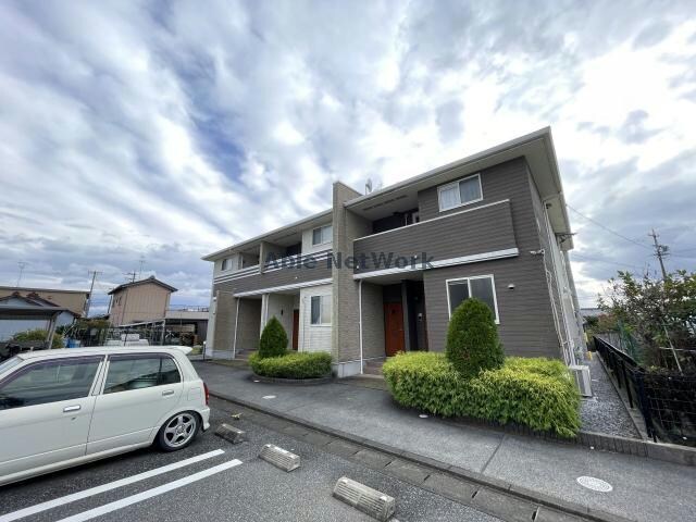 モデレート　の物件外観写真