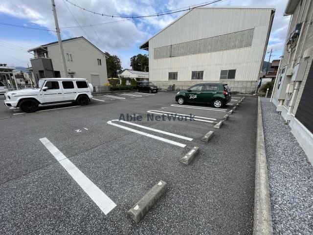 モデレート　の物件外観写真