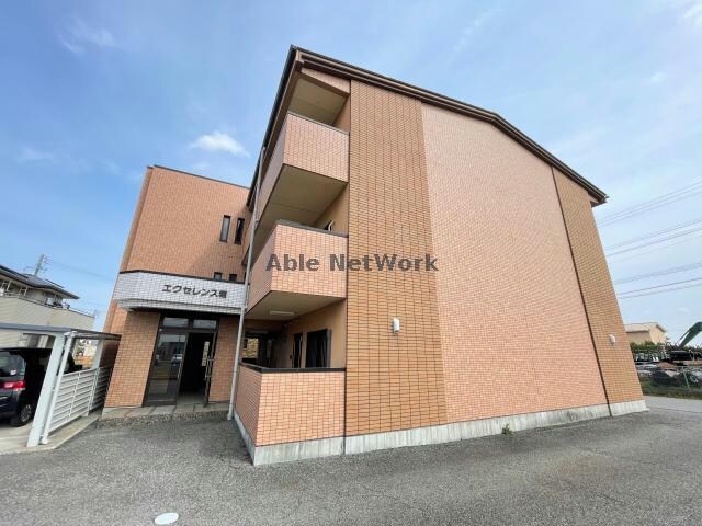 エクセレンス堀の物件外観写真