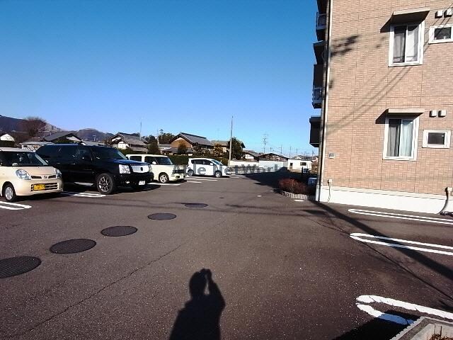 サンジュリアの物件外観写真