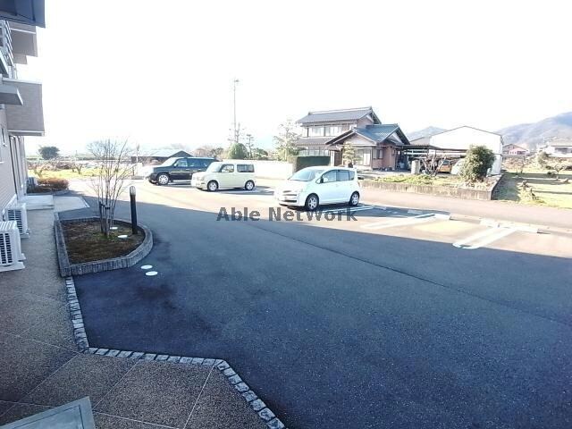 サンジュリアの物件外観写真