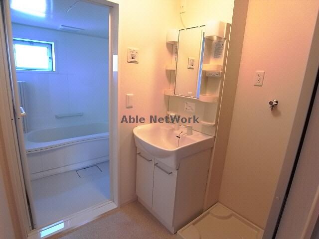 サンジュリアの物件内観写真