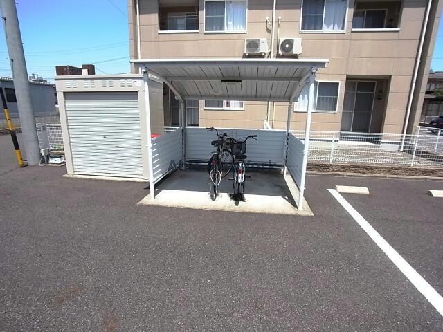 スターテラスまつの物件外観写真