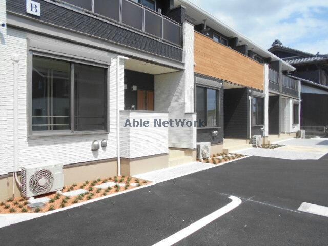 グラースBの物件外観写真