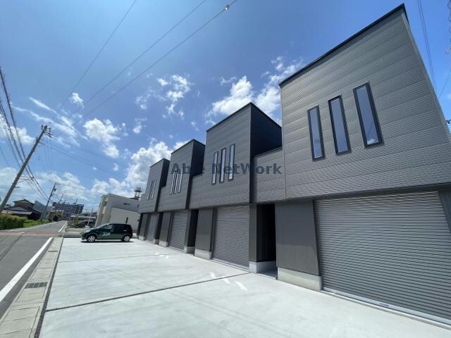 LAZO -A-の物件外観写真