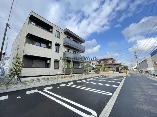 Commons（コモンズ）の物件外観写真