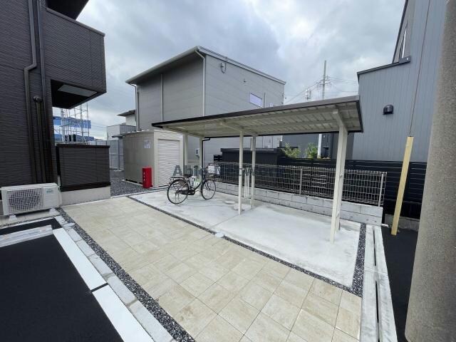 Commons（コモンズ）の物件外観写真