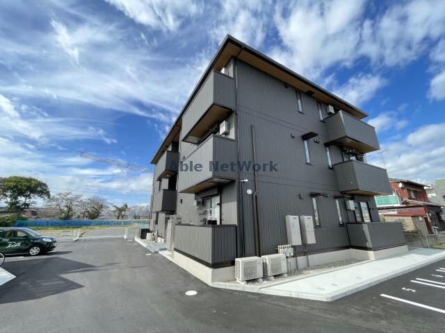 Regulus（ﾚｸﾞﾙｽ）の物件外観写真