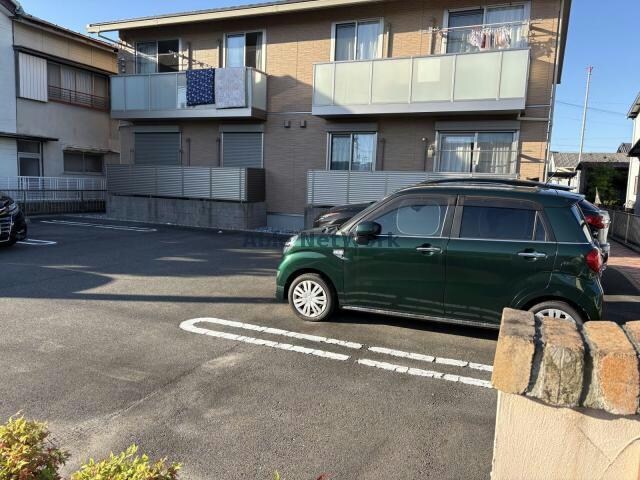 ウィングコートⅢの物件外観写真