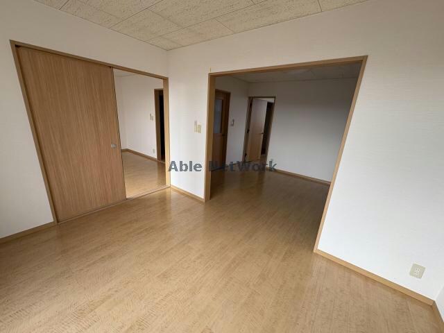 ガーデンビレッジB棟の物件内観写真